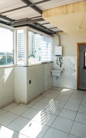 Apartamento à venda com 8469m², 3 quartos e 2 vagasCobertura 