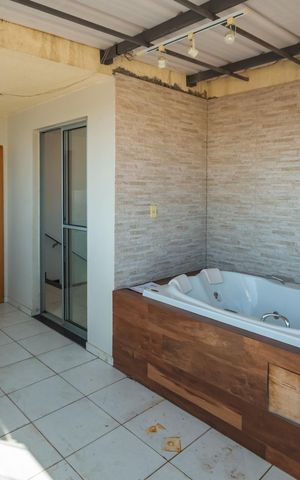 Apartamento à venda com 8469m², 3 quartos e 2 vagasCobertura 