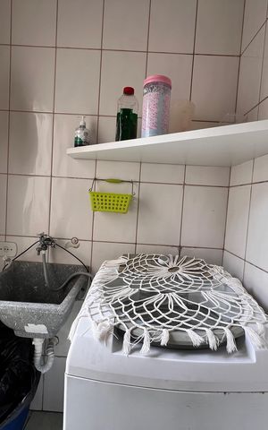Casa à venda com 250m², 3 quartos e 2 vagas Casa à venda com 250m², 3 quartos e 2 vagasCasa 2 - Área de Serviço