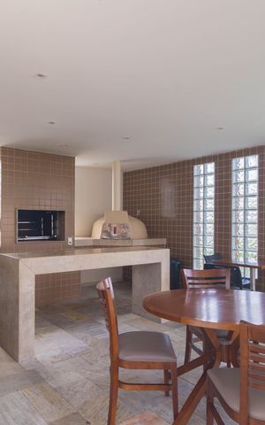 Apartamento à venda com 125m², 3 quartos e 2 vagas Apartamento à venda com 125m², 3 quartos e 2 vagasChurrasqueira