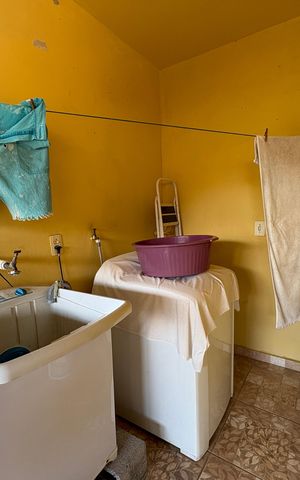 Casa à venda com 191m², 2 quartos e sem vagaÁrea de Serviço