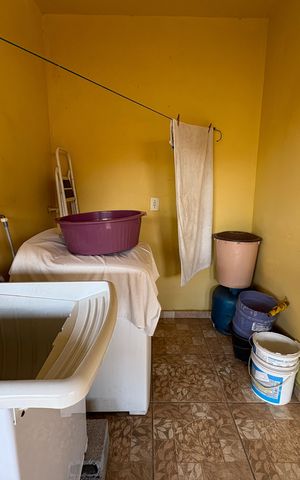Casa à venda com 191m², 2 quartos e sem vagaÁrea de Serviço