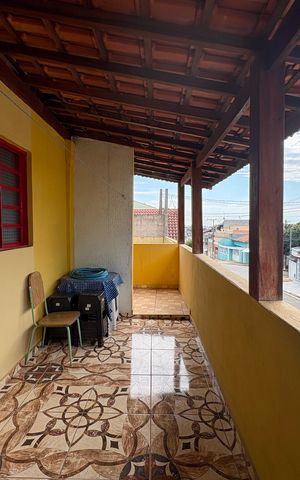 Casa à venda com 191m², 2 quartos e sem vagaSacada