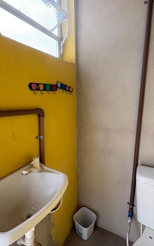 Casa à venda com 191m², 2 quartos e sem vagaÁrea comum/banheiro