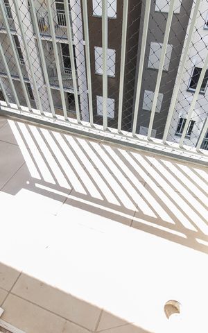 Apartamento à venda com 47m², 3 quartos e 1 vaga Apartamento à venda com 47m², 3 quartos e 1 vagaVaranda da Sala