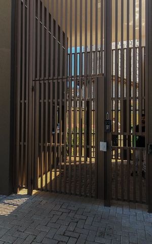 Apartamento à venda com 47m², 3 quartos e 1 vaga Apartamento à venda com 47m², 3 quartos e 1 vagaEntrada