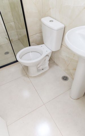 Apartamento à venda com 47m², 3 quartos e 1 vaga Apartamento à venda com 47m², 3 quartos e 1 vagaBanheiro