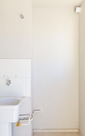 Apartamento à venda com 47m², 3 quartos e 1 vaga Apartamento à venda com 47m², 3 quartos e 1 vagaÁrea de Serviço