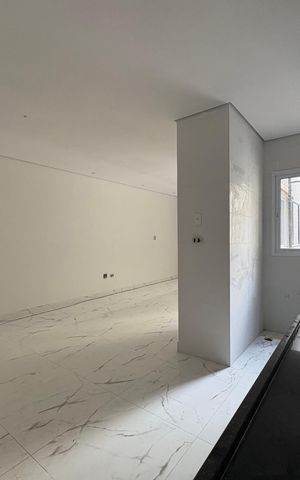 Apartamento à venda com 90m², 2 quartos e 2 vagas Apartamento à venda com 90m², 2 quartos e 2 vagasCozinha