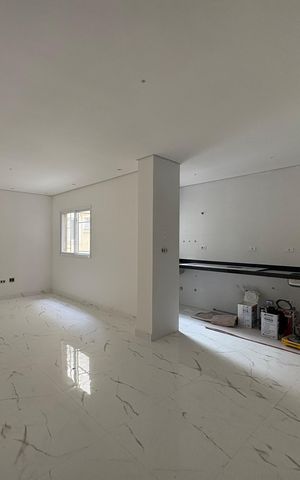 Apartamento à venda com 90m², 2 quartos e 2 vagas Apartamento à venda com 90m², 2 quartos e 2 vagasSala