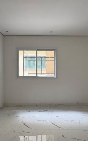 Apartamento à venda com 90m², 2 quartos e 2 vagas Apartamento à venda com 90m², 2 quartos e 2 vagasSala