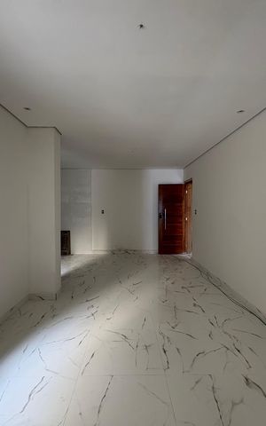 Apartamento à venda com 90m², 2 quartos e 2 vagas Apartamento à venda com 90m², 2 quartos e 2 vagasSala