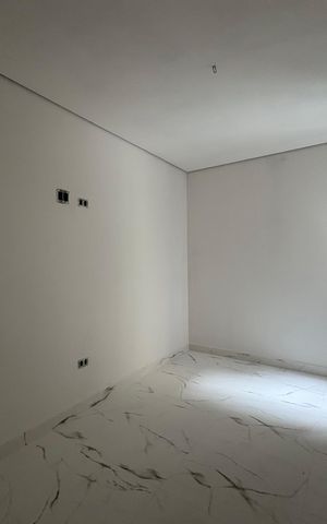 Apartamento à venda com 90m², 2 quartos e 2 vagas Apartamento à venda com 90m², 2 quartos e 2 vagasQuarto 2