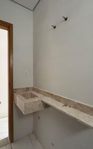 Apartamento à venda com 90m², 2 quartos e 2 vagas Apartamento à venda com 90m², 2 quartos e 2 vagasBanheiro