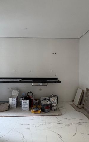 Apartamento à venda com 90m², 2 quartos e 2 vagas Apartamento à venda com 90m², 2 quartos e 2 vagasCozinha