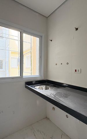 Apartamento à venda com 90m², 2 quartos e 2 vagas Apartamento à venda com 90m², 2 quartos e 2 vagasLavanderia