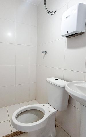 Apartamento à venda com 264m², 3 quartos e 3 vagas Apartamento à venda com 264m², 3 quartos e 3 vagasBanheiro de Serviço