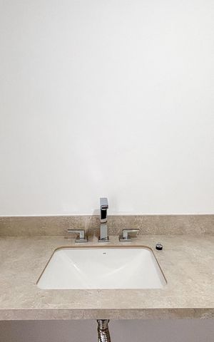 Apartamento à venda com 264m², 3 quartos e 3 vagas Apartamento à venda com 264m², 3 quartos e 3 vagasSuíte 3 Banheiro