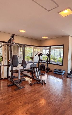 Apartamento à venda com 264m², 3 quartos e 3 vagas Apartamento à venda com 264m², 3 quartos e 3 vagasÁrea comum