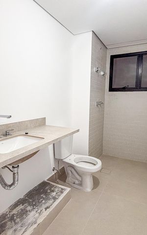 Apartamento à venda com 264m², 3 quartos e 3 vagas Apartamento à venda com 264m², 3 quartos e 3 vagasSuíte 3 Banheiro