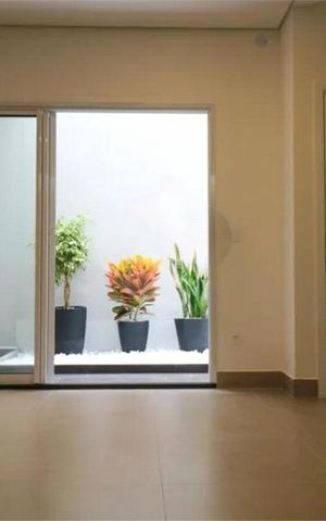 Casa de condomínio à venda com 103m², 2 quartos e 1 vaga