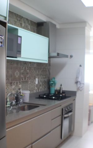 Apartamento à venda com 78m², 2 quartos e 2 vagas Apartamento à venda com 78m², 2 quartos e 2 vagasCozinha
