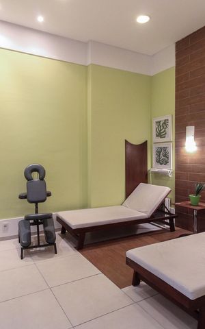 Apartamento à venda com 73m², 2 quartos e 2 vagas Apartamento à venda com 73m², 2 quartos e 2 vagasCondomínio - Sauna e Spa