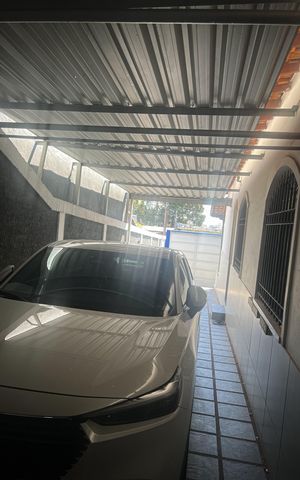 Casa à venda com 450m², 3 quartos e 5 vagas Casa à venda com 450m², 3 quartos e 5 vagasGaragem