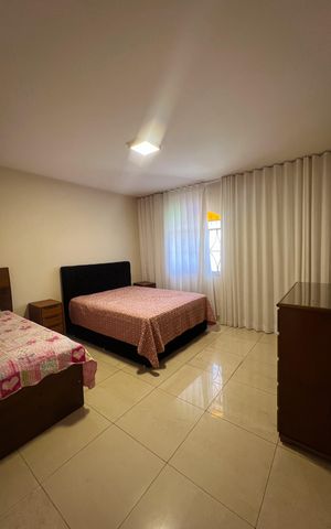 Casa à venda com 450m², 3 quartos e 5 vagas Casa à venda com 450m², 3 quartos e 5 vagasQuarto 3