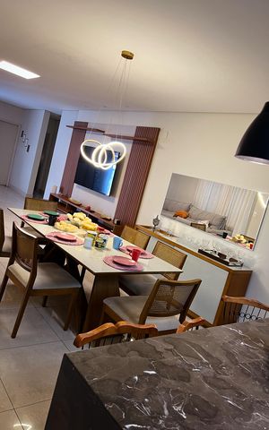 Casa à venda com 450m², 3 quartos e 5 vagas Casa à venda com 450m², 3 quartos e 5 vagasSala