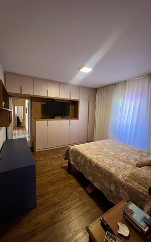 Casa à venda com 450m², 3 quartos e 5 vagas Casa à venda com 450m², 3 quartos e 5 vagasQuarto 1