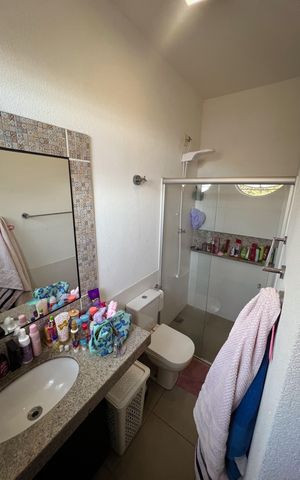 Casa à venda com 450m², 3 quartos e 5 vagas Casa à venda com 450m², 3 quartos e 5 vagasBanheiro 1