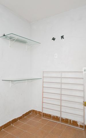 Apartamento à venda com 48m², 2 quartos e 1 vagaQuarto 2