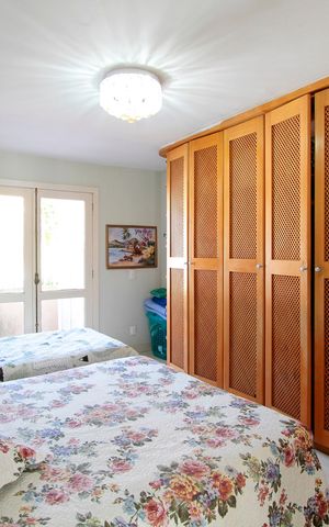 Casa de condomínio à venda com 176m², 5 quartos e 4 vagas Casa de condomínio à venda com 176m², 5 quartos e 4 vagasQuarto 2
