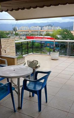 Apartamento à venda com 195m², 3 quartos e 2 vagas