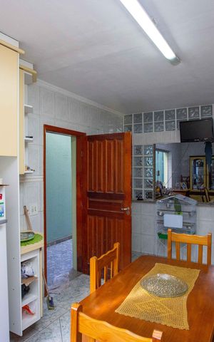 Casa à venda com 275m², 4 quartos e 2 vagasCozinha