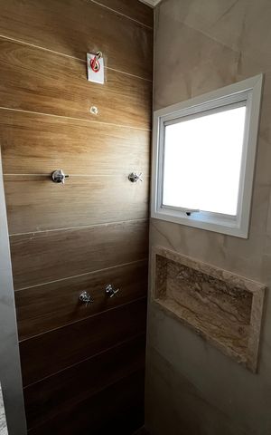 Casa à venda com 130m², 3 quartos e 3 vagasBanheiro da Suíte 3