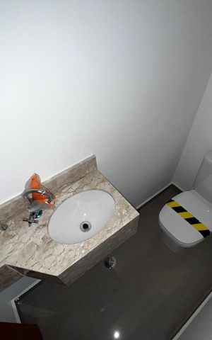 Casa à venda com 130m², 3 quartos e 3 vagasLavabo