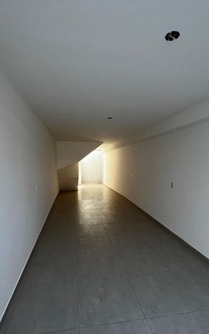 Casa à venda com 130m², 3 quartos e 3 vagasGaragem