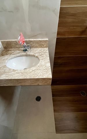 Casa à venda com 130m², 3 quartos e 3 vagasBanheiro da Suíte 3