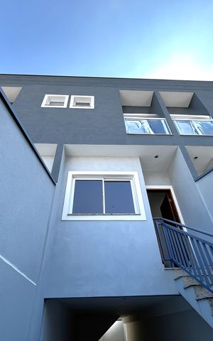 Casa à venda com 130m², 3 quartos e 3 vagasFachada