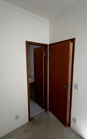 Casa à venda com 130m², 3 quartos e 3 vagasSuíte 2