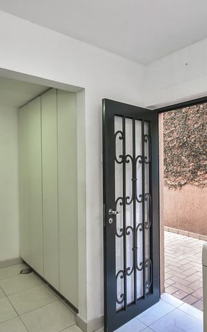 Casa à venda com 620m², 3 quartos e 4 vagasÁrea de Serviço