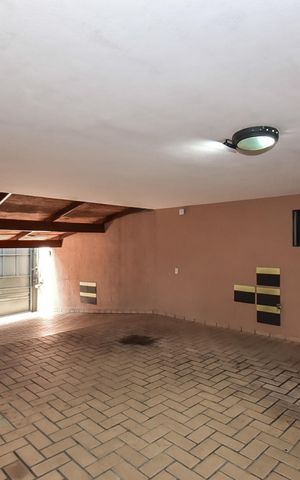 Casa à venda com 620m², 3 quartos e 4 vagasGaragem