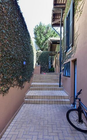 Casa à venda com 620m², 3 quartos e 4 vagasÁrea Externa