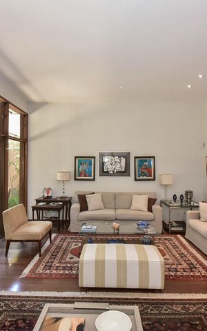 Casa à venda com 620m², 3 quartos e 4 vagasSala