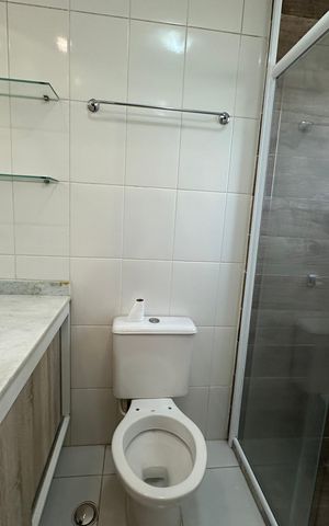 Apartamento à venda com 61m², 2 quartos e 1 vaga Apartamento à venda com 61m², 2 quartos e 1 vagaBanheiro da Suíte