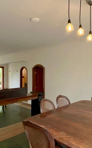 Casa para alugar com 306m², 4 quartos e 4 vagas Casa para alugar com 306m², 4 quartos e 4 vagasSala de Jantar