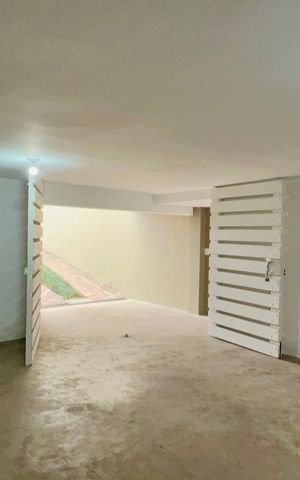 Casa para alugar com 306m², 4 quartos e 4 vagas Casa para alugar com 306m², 4 quartos e 4 vagasGaragem