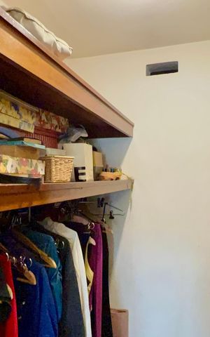 Casa para alugar com 306m², 4 quartos e 4 vagas Casa para alugar com 306m², 4 quartos e 4 vagasCloset da suíte